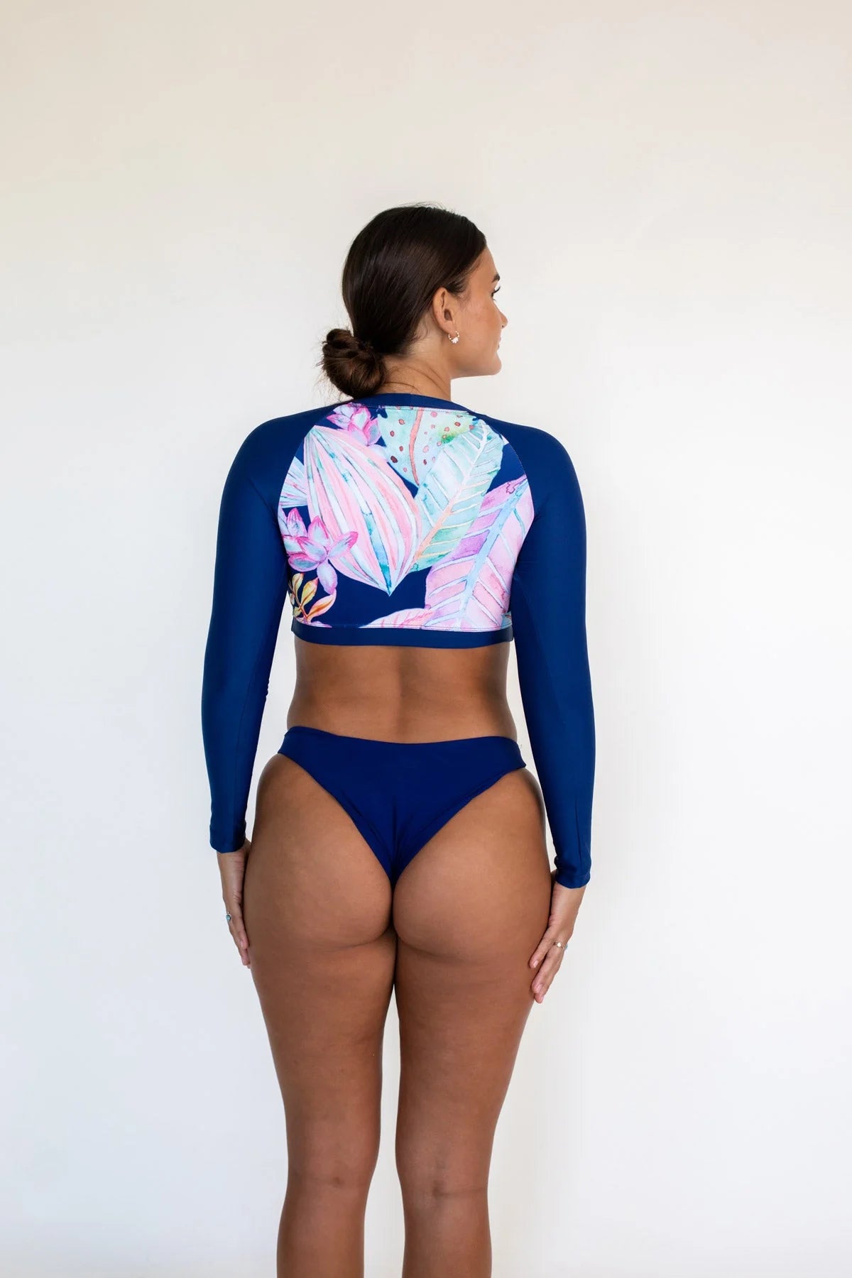 Long Sleeve Crop Rash Guard