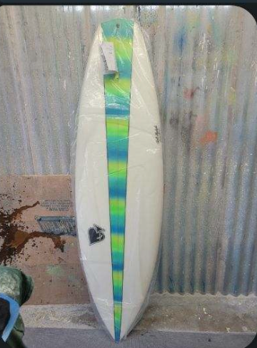 5'-10" Diamond Surfboard